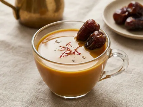 قهوة مَزبوط بالتمر