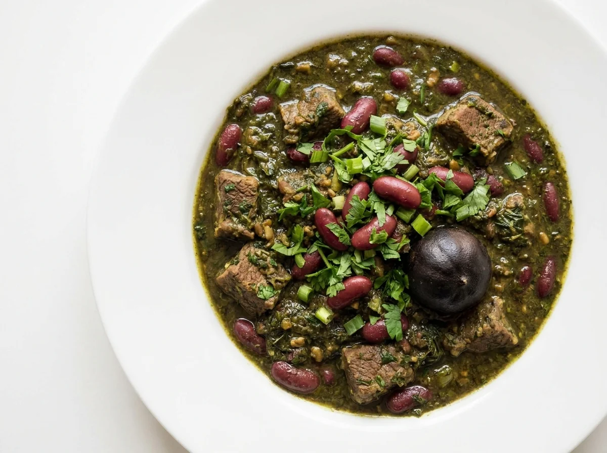 خورشت قرمه سبزي الإيرانيّ